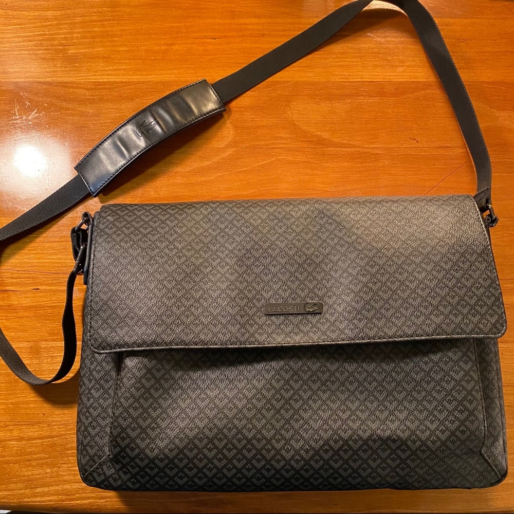 Lacoste Men’s Chantaco Leather Flap Bag